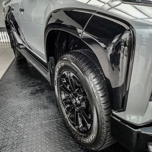 421018 Mitsubishi Triton Athlete 5