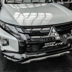 421018 Mitsubishi Triton Athlete 7