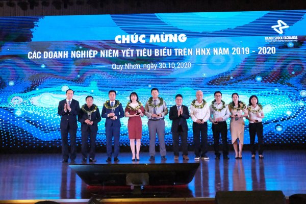 723668 hoi nghi doanh nghiep thuong nien 2020 ddh led 4