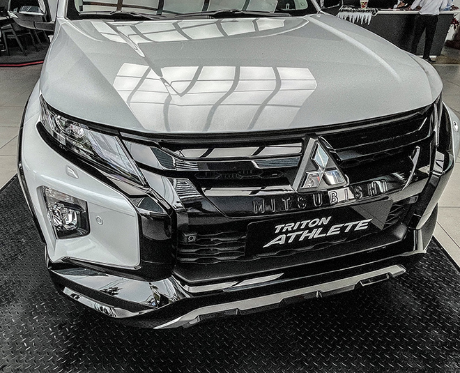 Mitsubishi Triton Athlete 7