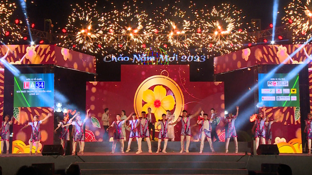 CHO THUÊ MÀN HÌNH LED TẠI CHƯƠNG TRÌNH CHÀO NĂM MỚI 2023 TỔ CHỨC TẠI LONG AN 6 1277819 1 1 tin chuong trinh van nghe chao mung nam moi 2023 2 14512601