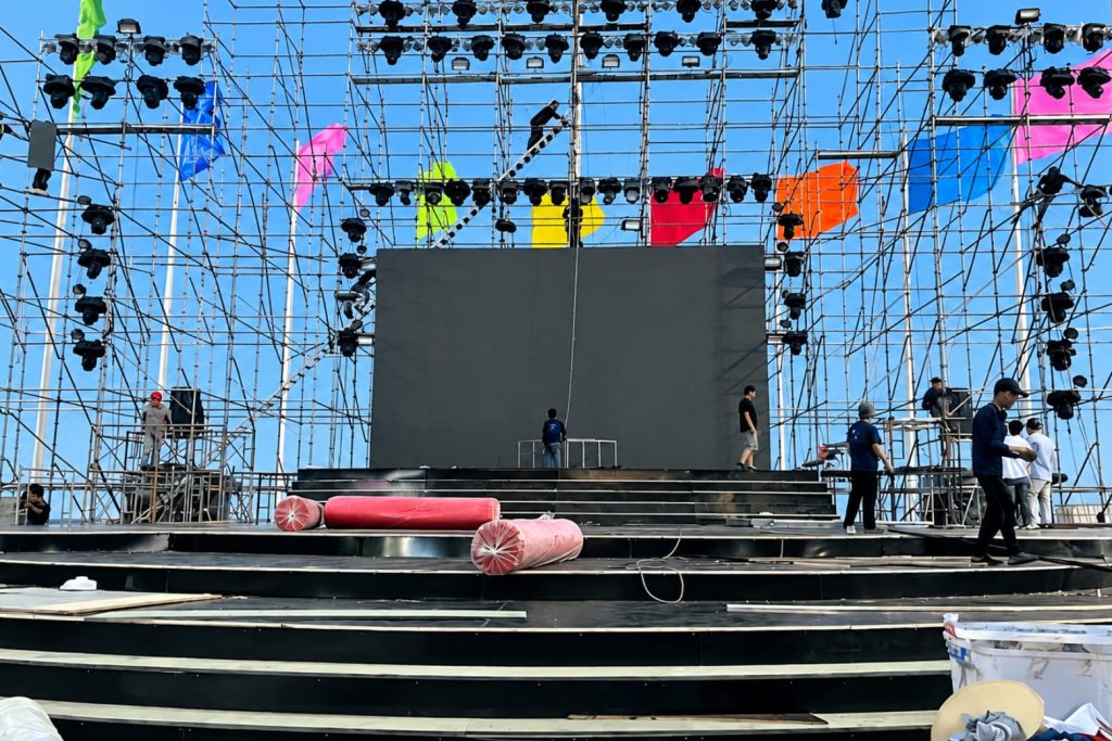 Cho thuê màn hình LED outdoor P3 cho sự kiện ngoài trời 9 Năm bước triển khai từ tư vấn đến vận hành chương trình